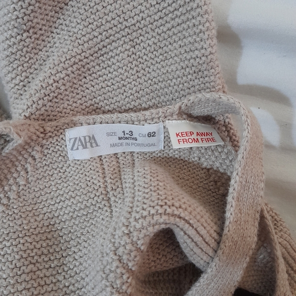 ● Zara | Children's mini Waffle Knit Dungar ees - Picture 7 of 9